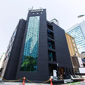 Canvas Black Busan